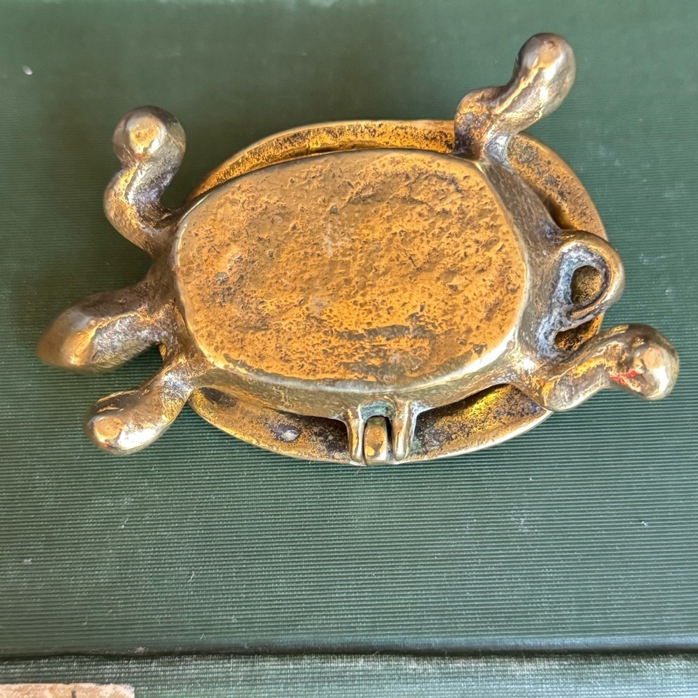 Vintage Brass Tortoise Turtle Secret Trinket Box w Hinged Lid - Picture 4 of 6